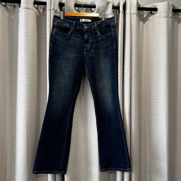 Levi’s Women’s Bootcut Mid Rise Denim Jean size 12 - Picture 1 of 11